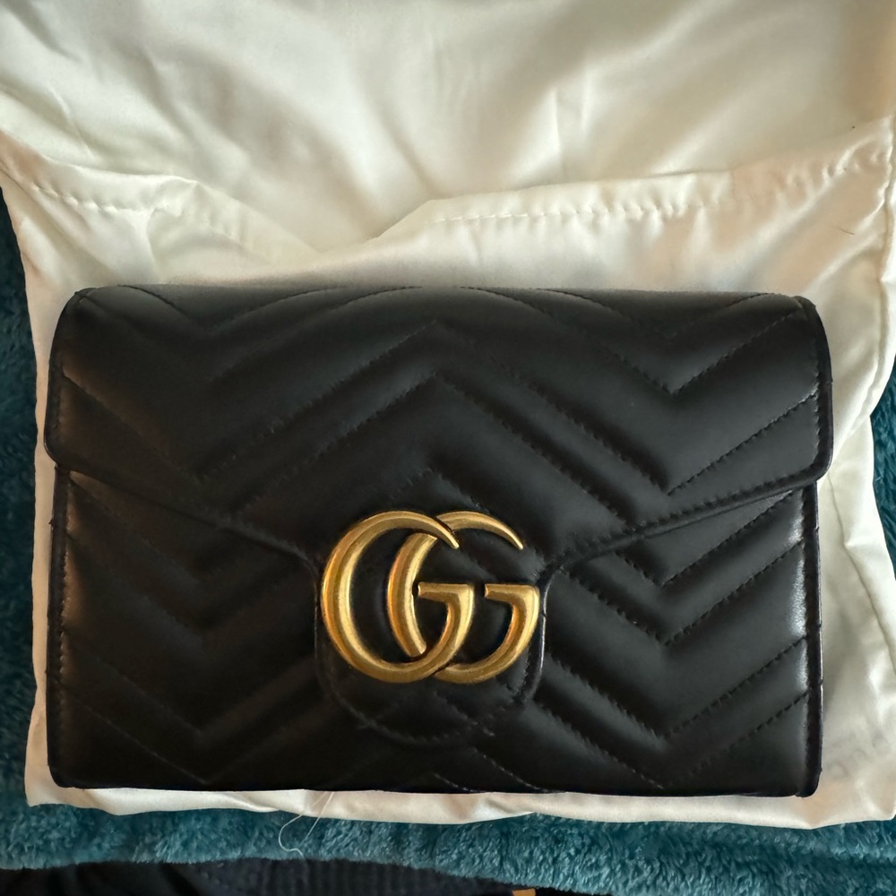 Gucci Black Quilted Crossbody Bag with Gold Logo